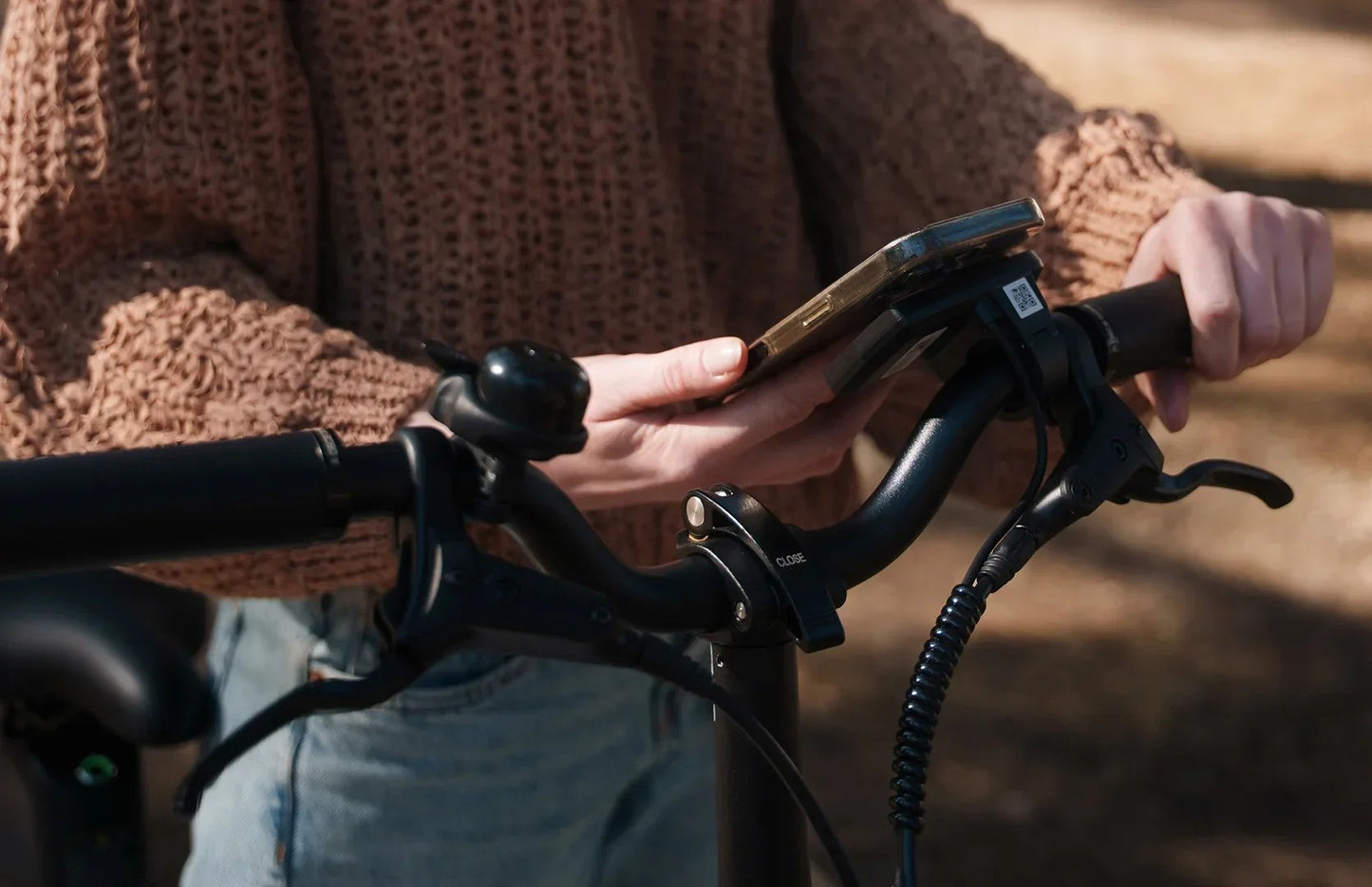 ADO Curved Black Handlebar