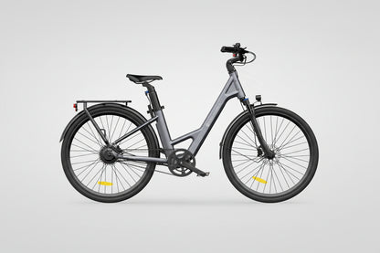 Grey AIR28 ULTRA bicycle wheel by Vélo ADO Canada with aerodynamic spokes and sleek design, suitable for road cycling.